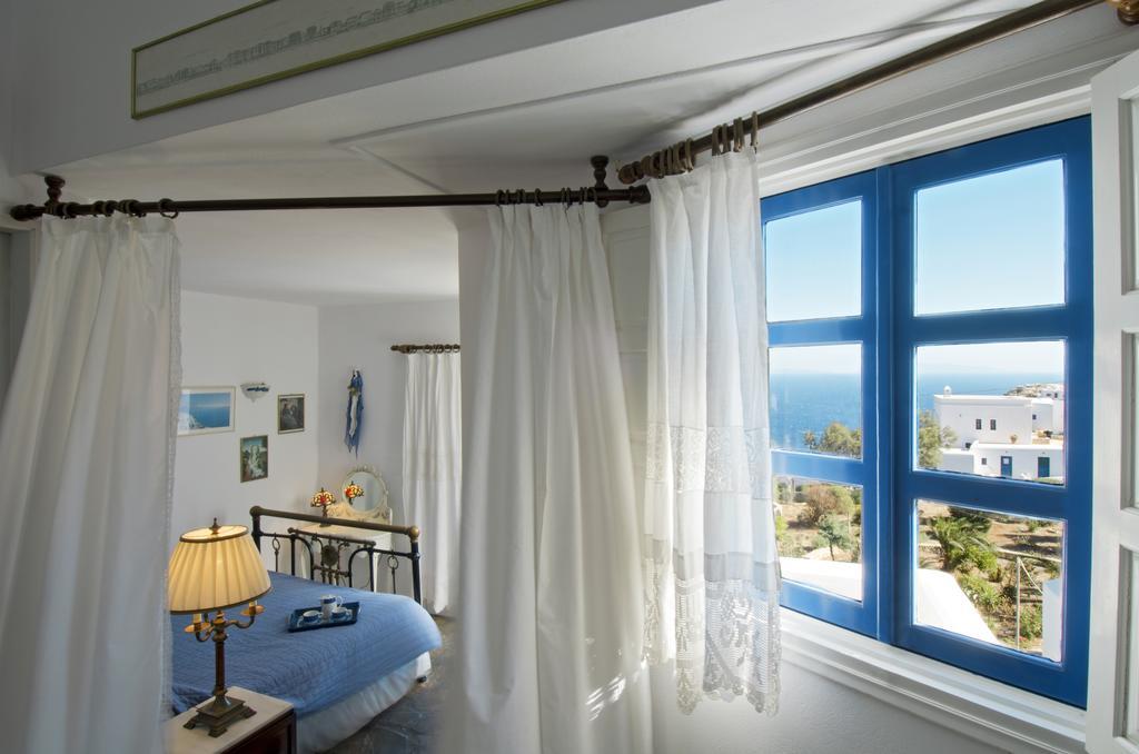 Pegados Apartments Folegandros Town ภายนอก รูปภาพ