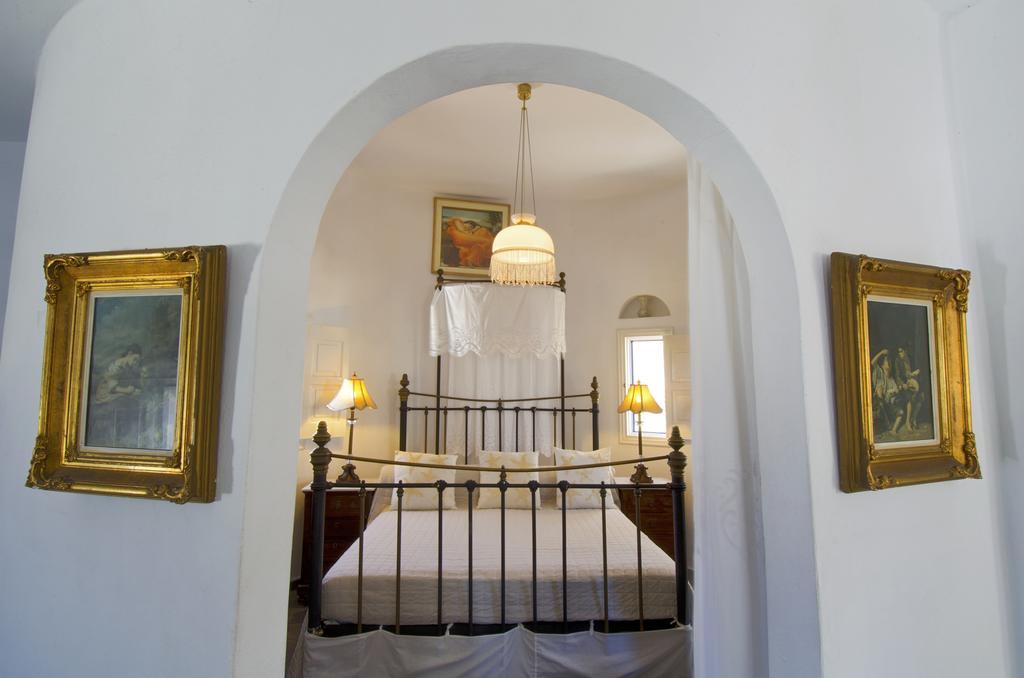 Pegados Apartments Folegandros Town ภายนอก รูปภาพ