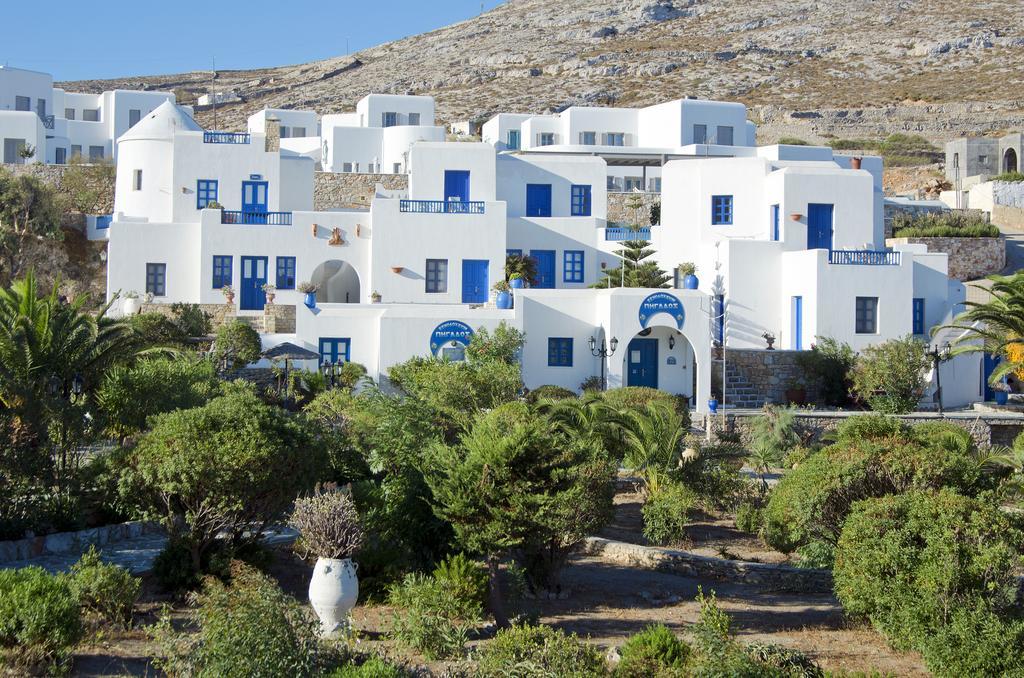Pegados Apartments Folegandros Town ภายนอก รูปภาพ