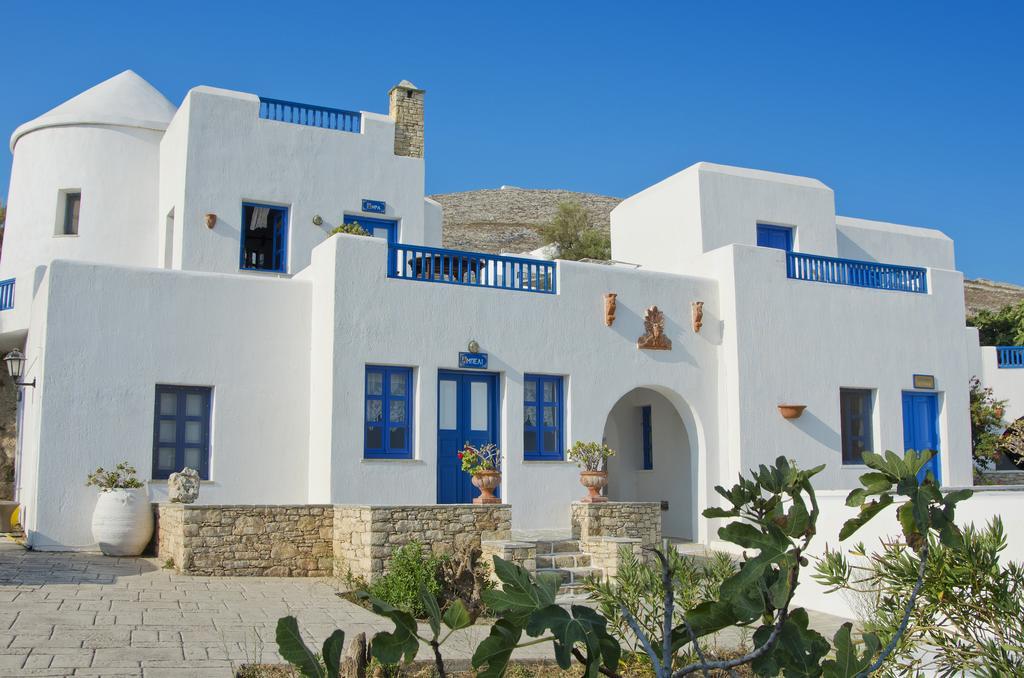 Pegados Apartments Folegandros Town ภายนอก รูปภาพ